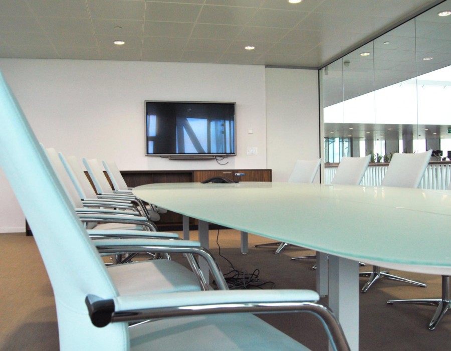 klober, klöber, rabobank, interieur, kantoorinrichting, bureaustoel, bureau, design, boardroom